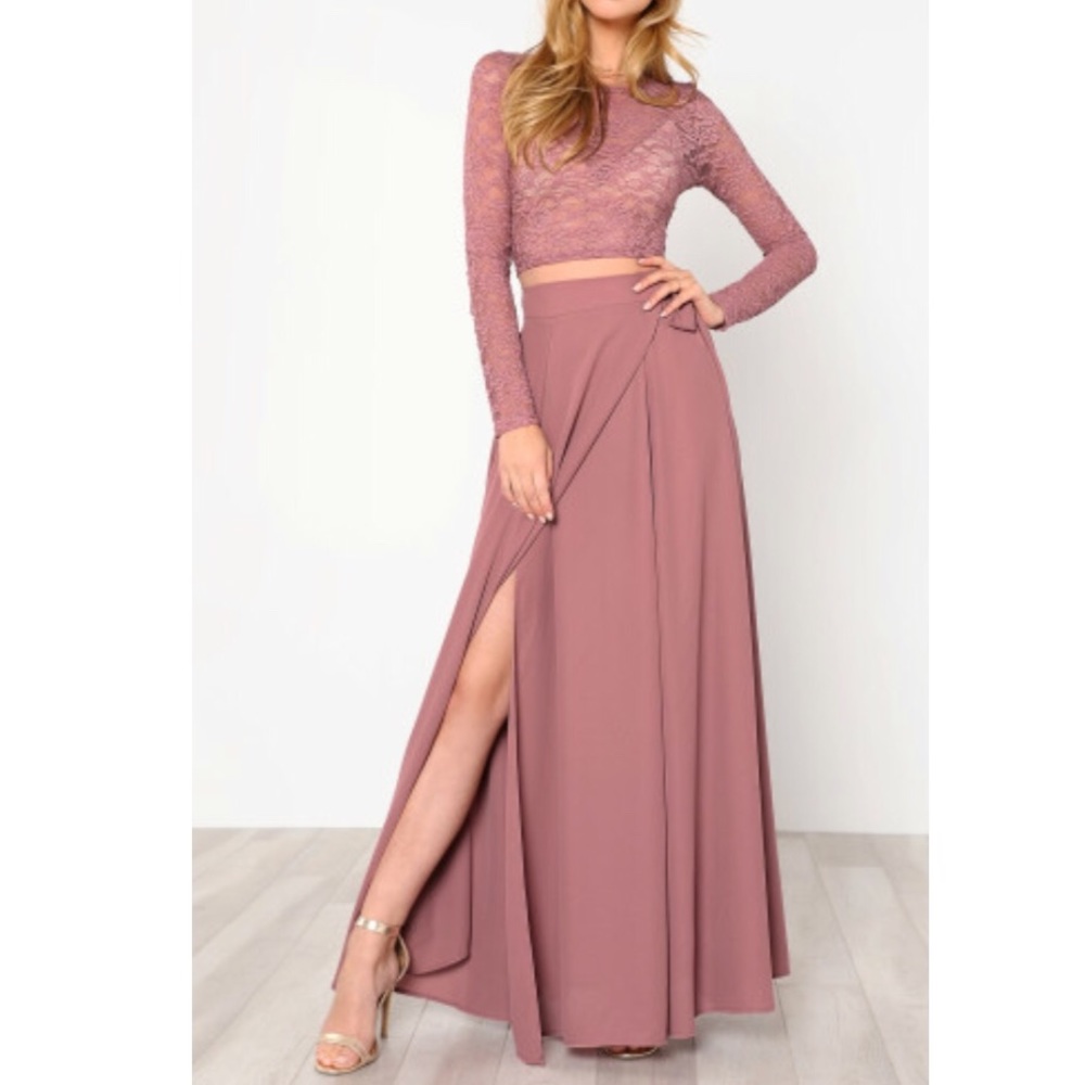 1️⃣0️⃣ New Crop Lace Top/Maxi Wrap Skirt (S) - Picture 2 of 7